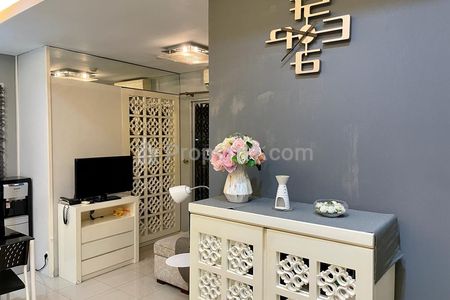 Sewa Apartemen Jakarta Residences Tower Cosmo Mansion - 2 BR Furnished