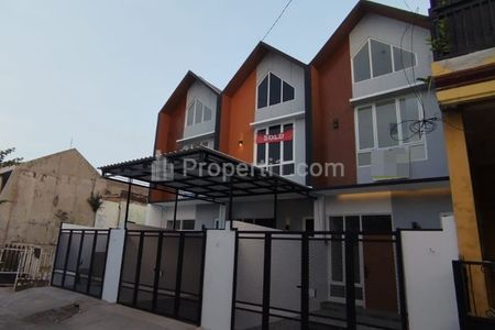 Jual Rumah Murah 2 Lantai di Rungkut Barata Surabaya