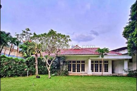 Dijual Rumah Halaman Luas di Kemang Selatan Jakarta Selatan - Luas Tanah 2100 m2