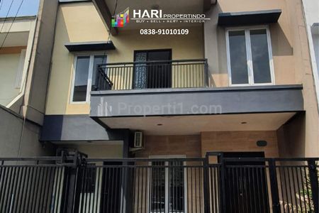 Disewakan Rumah 4 Kamar di Alam Segar Pondok Indah Jakarta Selatan - Jalan Kaki ke PIM, dekat Tol & Halte Transjakarta