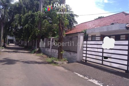 Jual Rumah Mewah di Kemang Timur Jakarta Selatan - 5 Kamar Tidur, Luas 856 m2, Komplek Elit, Bebas Banjir
