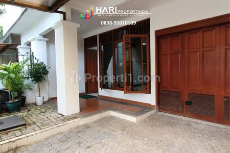 Disewa Rumah di Jalan Denpasar Mega Kuningan Jakarta Selatan 5 BR, Fully Furnished, Limited House, Strategic Area