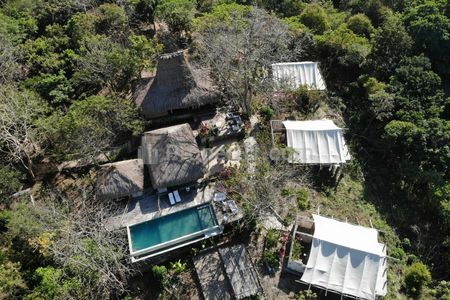 Dijual Ex Resort Bagus di Laboya Barat Sumba Barat