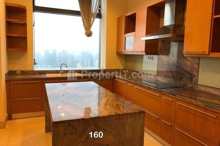 Dijual Apartemen Airlangga Ritz Carlton - 4 BR Luas 440m2, Harga Termurah