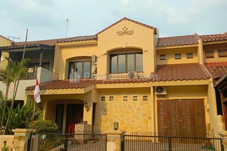Dijual Rumah Asri di Cinere Country dekat Akses Tol Desari