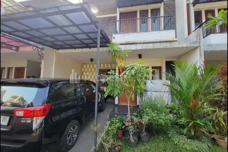 Jual Rumah 2 Lantai Siap Huni di Ragunan Pasar Minggu Jakarta Selatan