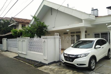 Jual Rumah Bagus Baru Renovasi di Menteng Dalam Tebet Jakarta Selatan
