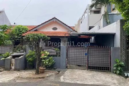 Jual Rumah Lama di Pancoran Timur Pengadegan Jakarta Selatan - Luas Tanah 400 m2