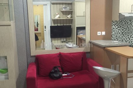 Sewa Tahunan Apartemen Green Pramuka City Tower Chrysant - 2 Kamar Furnished