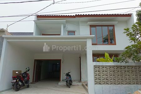 Rumah Baru Dijual dekat RS Puri Cinere/Mall/Siloam Jantung Cinere