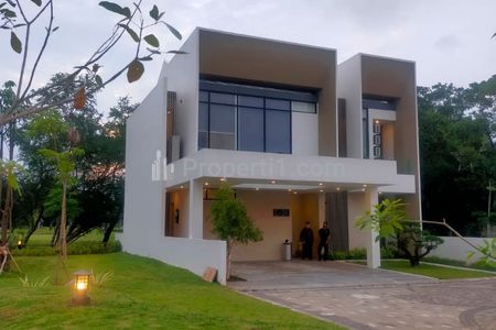Dipasarkan Rumah Mewah di Tengah Lapangan Golf di Jababeka Golf & Country Club Cikarang Bekasi