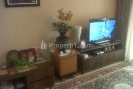 Sewa Apartemen Thamrin Residence - 3 BR Full Furnished, dekat Grand Indonesia dan Bundaran HI