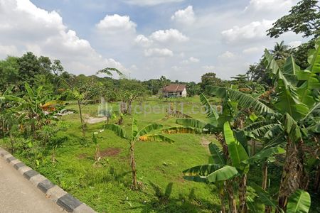 Jual Tanah Zona Perumahan di Jalan Raya Pendowo Limo Depok - Luas 2.000 m2
