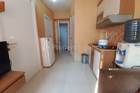 Jual Apartemen Green Pramuka City Tower Bougenville 2 Kamar Furnished