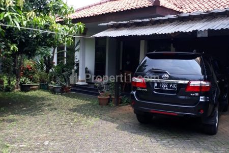 Dijual Rumah dan Tanah di Ciputat Dekat Stasiun MRT