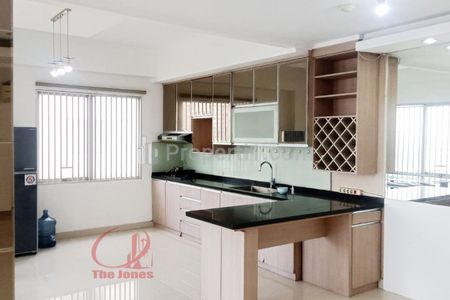 Apartemen Sudirman Park Disewakan Type 3+1 BR Full Furnished, dekat LSPR, Le Meridien Jakarta, Menara Batavia, Mid Plaza, dan Citywalk Sudirman