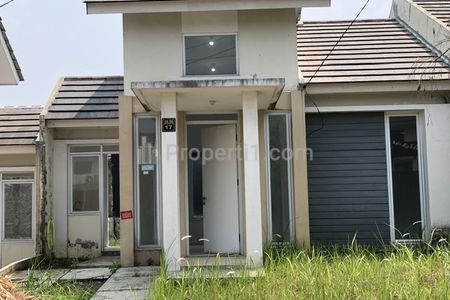 Rumah tampak depan