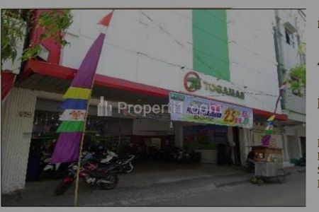 Dijual Ruko 2 Lantai untuk Toko Buku di Jl. Slamet Riyadi, Banjarsari, Surakarta, Jawa Tengah