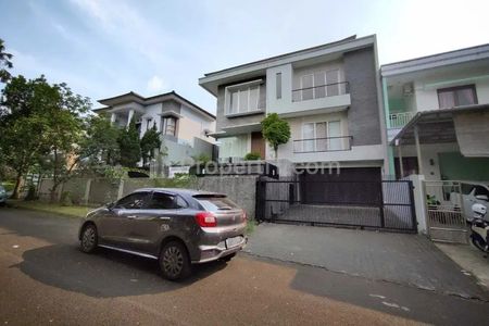 Jual Rumah Mewah 3 Lantai SHM di Area Bogor Nirwana Residence Bogor, Mulyaharja, Bogor Selatan, Kota Bogor