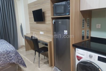 Sewa Apartemen Menteng Park Cikini Tower Sapphire - Studio Full Furnished, dekat Taman Ismail Marzuki, RSCM, RS Carolus, dan UI Salemba - Kode 0303