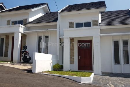 bagian depan rumah