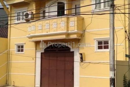 Jual Rumah Kost 15 Kamar Tidur di Tebet Jakarta Selatan - Kode 0343