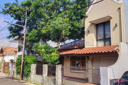 Jual Rumah Strategis di Warung Jati Timur, Kalibata, Pancoran, Jakarta Selatan