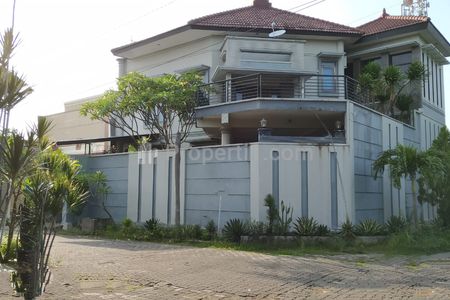 Tampak Depan