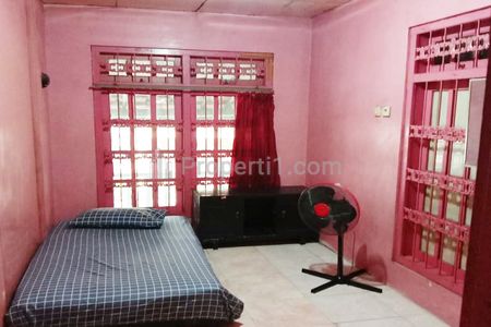 Sewa Kost Pria Muslim Dekat UI Salemba, Universitas Persada Indonesia, RSCM, Plaza Kenari Mas, Graha BNPB, BPOM RI, Stasiun Cikini