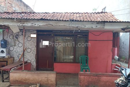 Dijual Tanah dan Bangunan di Ragunan Pasar Minggu Jakarta Selatan - Luas 121 m2 SHM