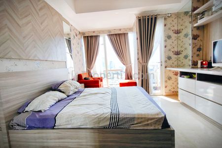 For Sale Apartment Menteng Park Tower Emerald - Studio 33 m2 Full Furnished