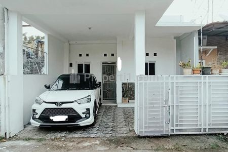 Rumah Dijual di Griya Azzahra Serua Ciputat Tangerang Selatan Dekat Stasiun Sudimara, Mall Bintaro Xchange, RS Buah Hati Ciputat, Tol Pondok Aren