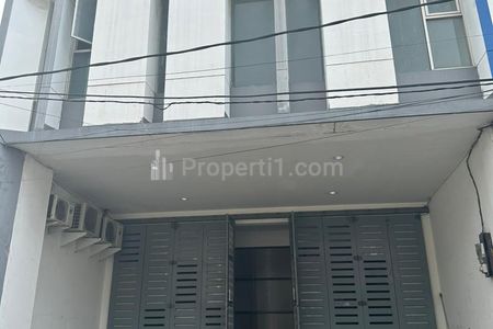 Jual Ruko 4 Lantai di Jl. Haji Nawi Cipete Jakarta Selatan, Luas Tanah 152m2