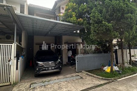 Fasad rumah Aria Graha