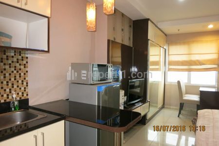 Dijual Apartemen Cosmo Terrace Thamrin City Type Studio Fully Furnished, dekat Grand Indonesia dan Pasar Tanah Abang
