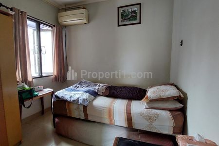 Dijual Rumah 2 Lantai Semi Furnished Siap Huni di Lokasi Elit Premier Riviera Residence, Jakarta Timur