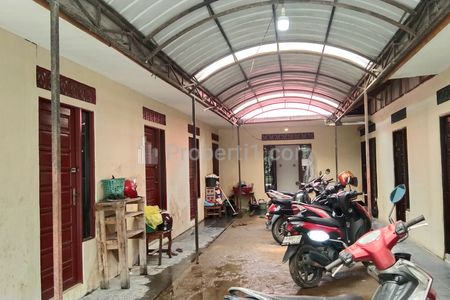 Dijual Rumah Kost Murah di Jalan Ampera Kota Pontianak - 20 Kamar Tidur