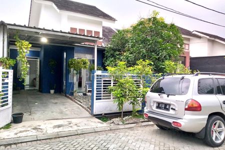 tampak depan