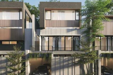 Dijual Rumah Brand New dengan Private Swimming Pool dalam Kompleks Asri dan Eksklusif di Klender Jakarta Timur
