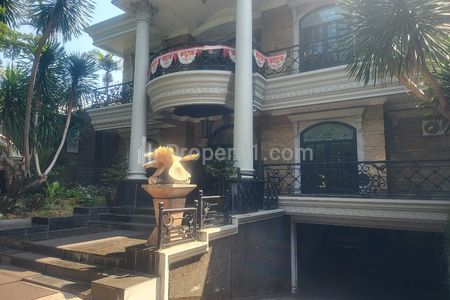 Disewakan Rumah Full Furnished di Menteng Jakarta Pusat, Luas Tanah 1525m2