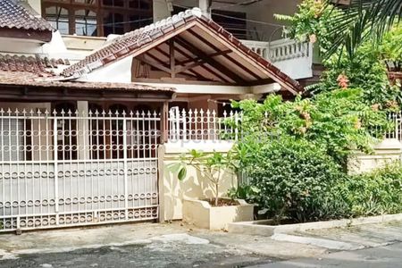 Rumah Dijual di Pulo Gadung Jakarta Timur Dekat RS EMC Pulomas, Kampus UNJ, Green Pramuka Square, Arion Mall, Transmart Cempaka Putih