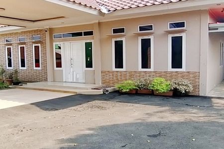 Dijual Rumah, 4 Unit Kios dan 4 Unit Kontrakan di Parung Bogor Dekat SMA Negeri 1 Parung, CIPLAZ Parung, Pasar Parung, Terminal Parung