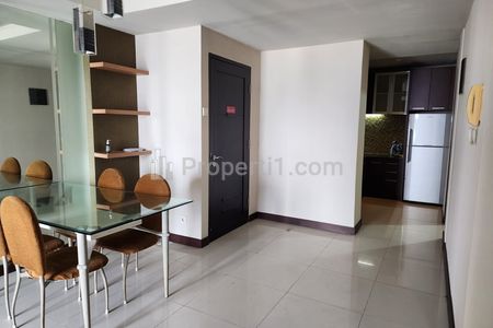 Sewa Apartemen Cosmo Mansion (Jakarta Residence) Thamrin City Jakarta Pusat - 3+1 BR Fully Furnished
