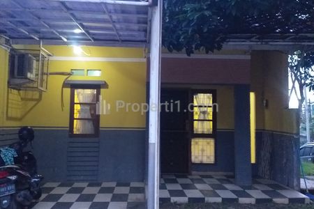 Rumah tampak depan