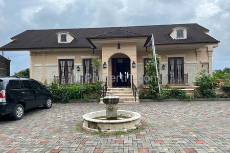 Dijual Rumah Villa Mewah Kawasan Wisata Tawangmangu, Karanganyar, Jawa Tengah