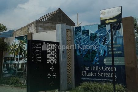Depan Gerbang The Hills Green Cluster Soreang