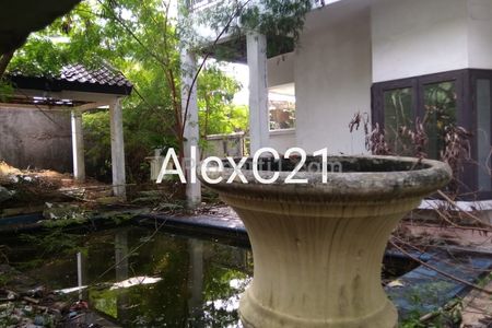Dijual Rumah Tua di Jl. Bangka Jakarta Selatan, Hitung Harga Tanah Saja, Luas 715 m2