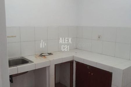 Rumah Dijual di Pengadegan Pancoran, Jakarta Selatan
