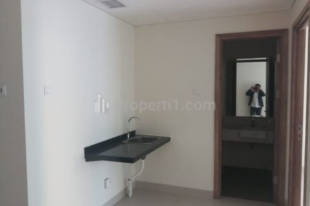 Jual Cepat Unit 1 BR Apartemen Pejaten Park Residence Jakarta Selatan, Lantai Rendah, View Pool