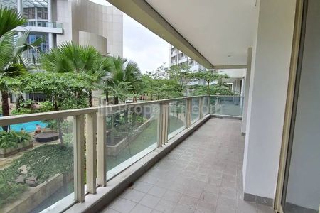 Jual Apartemen Townhouse 3 BR+1 Taman Anggrek Residence Jakarta Barat, Unit Langka